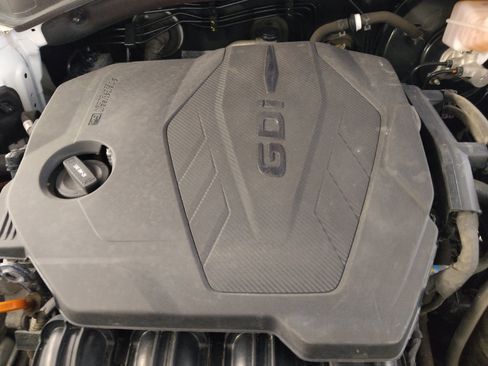 Used 2024 Kia Sorento S FWD image 30