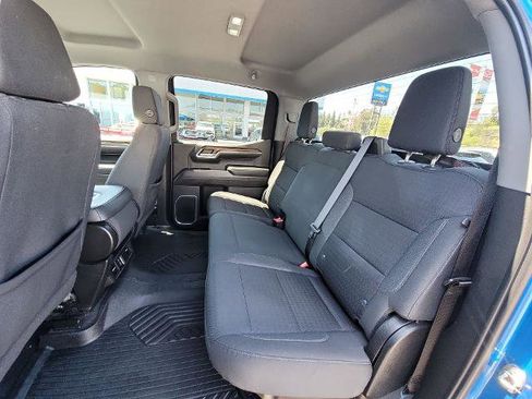 Used 2022 Chevrolet Silverado 1500 RST AWD/4WD image 23