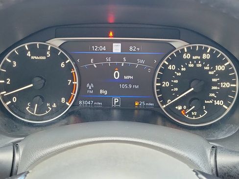 Used 2023 Nissan Altima 2.5 SV w/ SV Premium Package FWD image 32