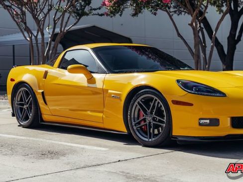 Used 2008 Chevrolet Corvette Z06 w/ Preferred Equipment Group RWD image 38