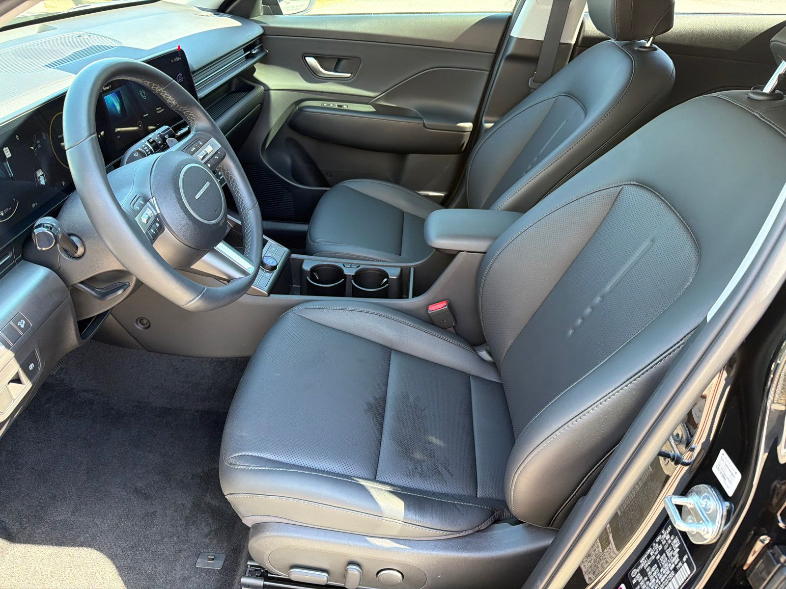 Certified 2026 Hyundai Kona SEL Premium FWD image 9