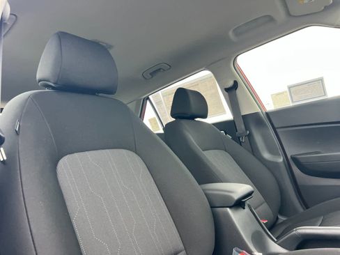 New 2026 Hyundai Venue SE image 17