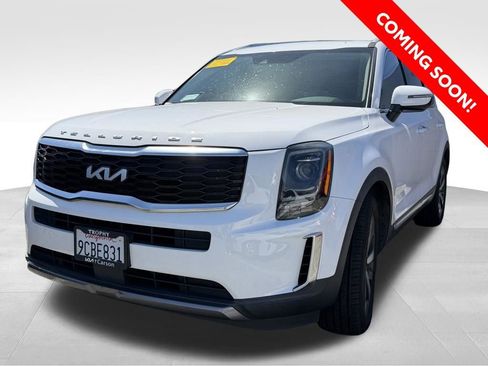 Used 2022 Kia Telluride S image 1