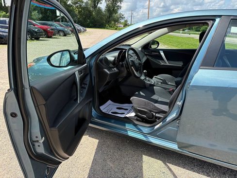 Used 2010 MAZDA MAZDA3 s Sport FWD image 9