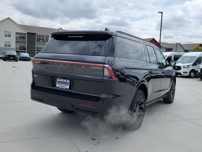 New 2026 Lincoln Navigator L Reserve