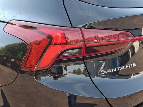 Used 2023 Hyundai Santa Fe Limited AWD/4WD image 10