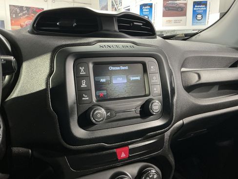 Used 2017 Jeep Renegade Sport w/ Power & Air Group image 26