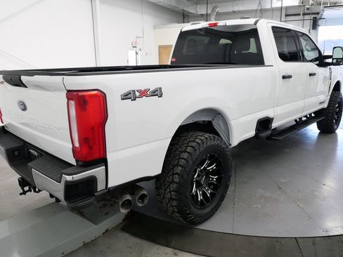 Used 2023 Ford F250 XLT AWD/4WD image 7