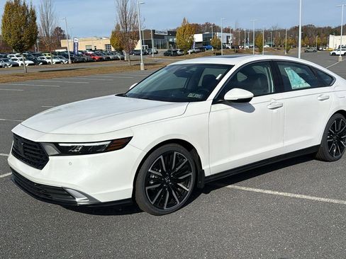 New 2025 Honda Accord Touring image 12