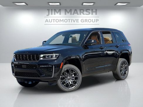 New 2026 Jeep Grand Cherokee Summit AWD/4WD image 2