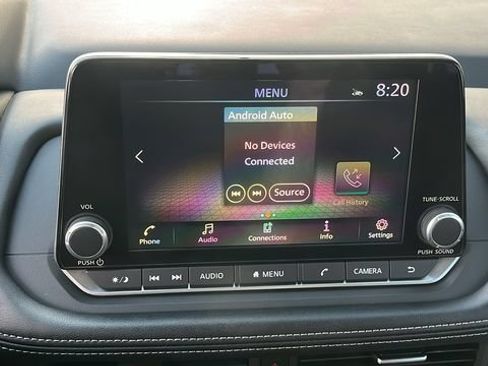 Used 2024 Nissan Rogue SV FWD image 11