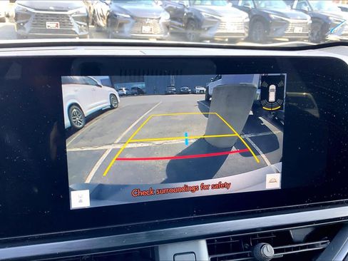 Used 2023 Lexus UX 250h F Sport image 28