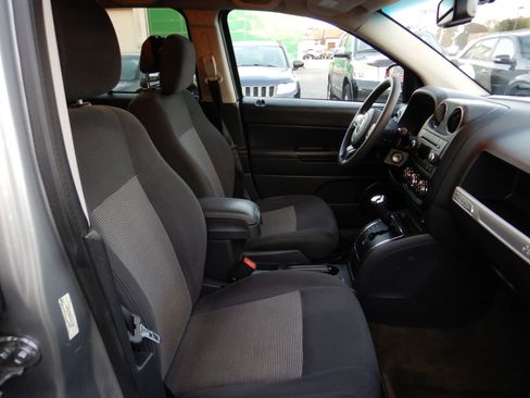 Used 2016 Jeep Compass Sport w/ Power Value Group image 15