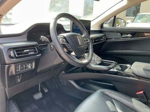 Used 2022 Lincoln Nautilus FWD image 20