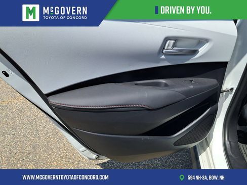 Used 2024 Toyota Corolla SE FWD image 12