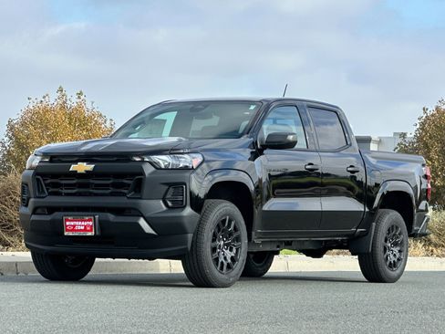 New 2026 Chevrolet Colorado W/T image 8