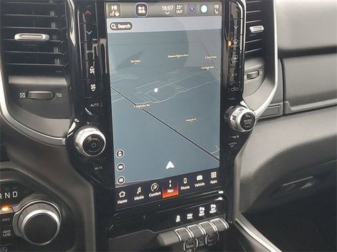 Used 2024 RAM 1500 Big Horn image 30