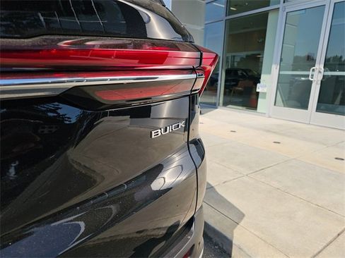 New 2025 Buick Enclave Preferred w/ Power Package image 16