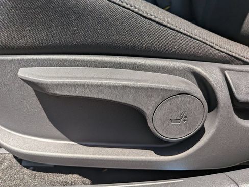 New 2026 Hyundai Elantra Sport FWD image 16