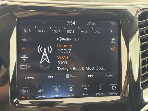 Used 2020 Jeep Cherokee Limited AWD/4WD image 19