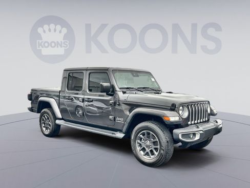 Used 2020 Jeep Gladiator Overland w/ Popular Equipment Package image 10