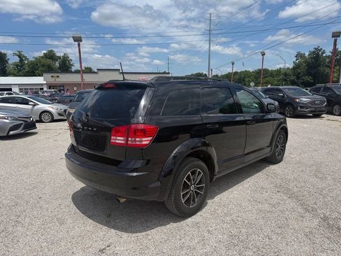 Used 2018 Dodge Journey SE w/ Popular Equipment Group FWD image 5