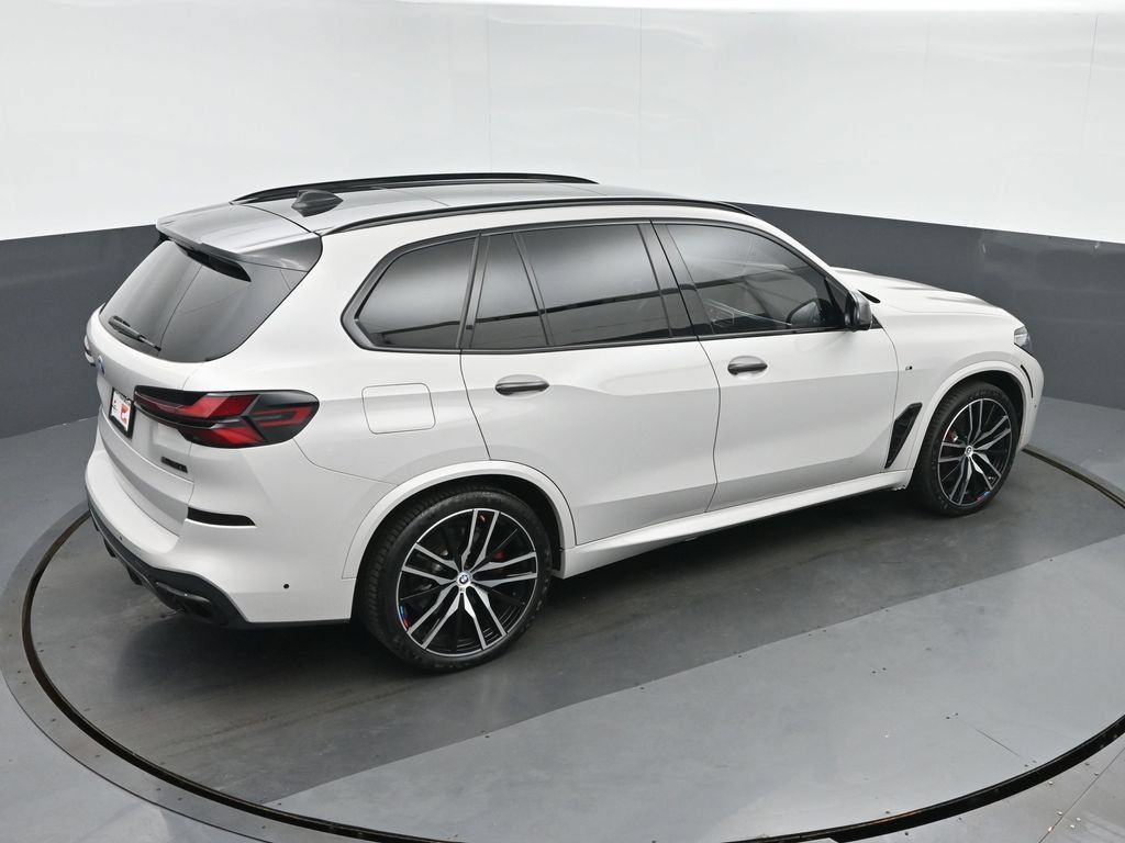 Used 2022 BMW X5 M50i w/ Executive Package AWD/4WD image 37