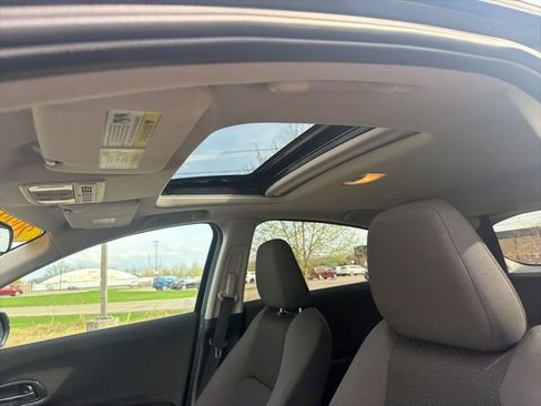 Used 2022 Honda HR-V EX image 19