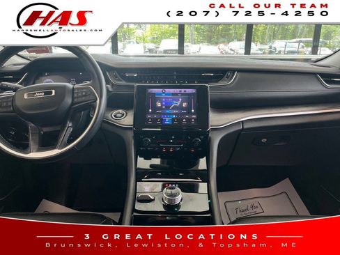 Used 2022 Jeep Grand Cherokee L Limited AWD/4WD image 13
