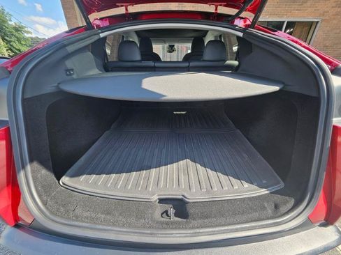 Used 2026 Tesla Model Y Long Range RWD image 76