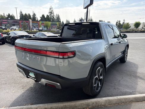 Used 2022 Rivian R1T Adventure AWD/4WD image 6