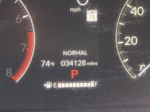 Used 2024 Honda Pilot EX-L image 21