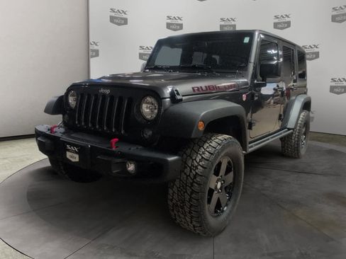 Used 2016 Jeep Wrangler Unlimited Rubicon image 7