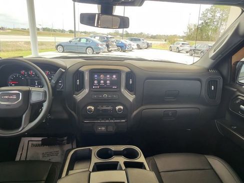 Used 2021 GMC Sierra 1500 2WD Double Cab w/ Sierra Value Package image 16