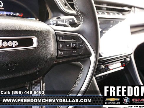 Used 2023 Jeep Grand Cherokee L Laredo image 22