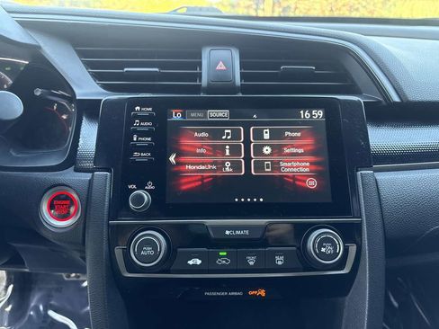 Used 2020 Honda Civic Sport image 23