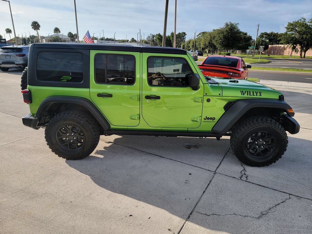 Used 2026 Jeep Wrangler Unlimited Sport AWD/4WD image 6