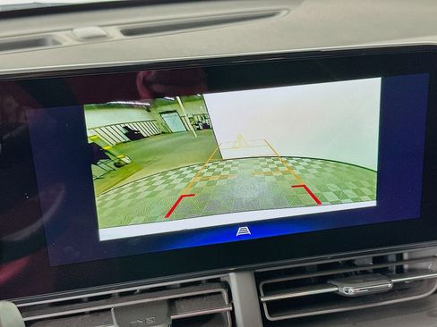 New 2025 Chevrolet Trax ACTIV w/ Driver Confidence Package image 14