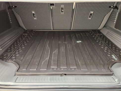 New 2026 Land Rover Defender 110 S image 22