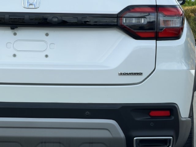 Used 2023 Honda Pilot Touring image 8