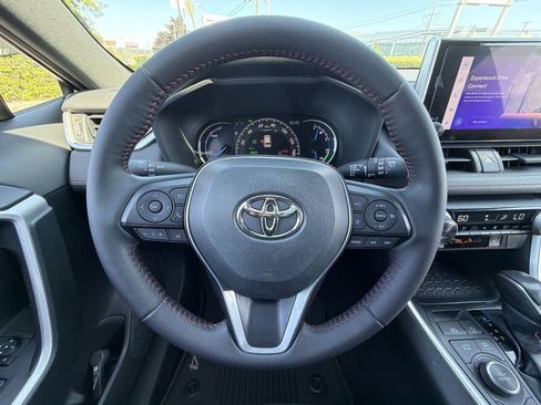 Used 2024 Toyota RAV4 SE w/ Weather & Moonroof Package AWD/4WD image 23