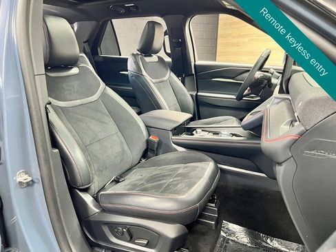 Used 2025 Ford Explorer ST w/ Sun And Sound Package AWD/4WD image 8