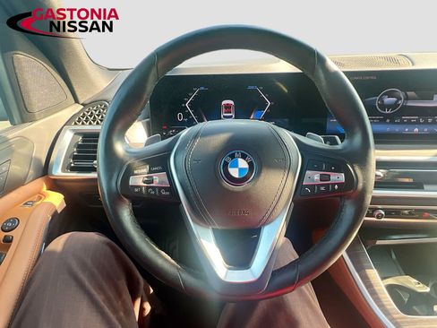 Used 2024 BMW X5 xDrive50e w/ Parking Assistance Package AWD/4WD image 14