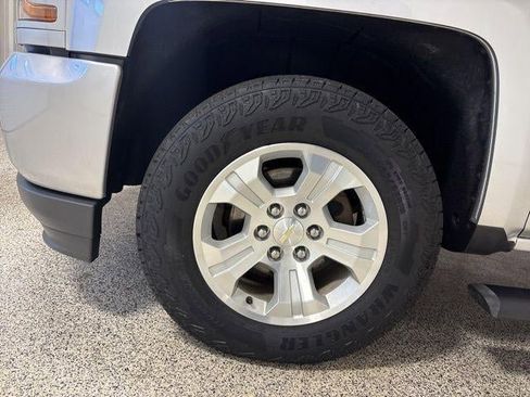 Used 2018 Chevrolet Silverado 1500 LT w/ All Star Edition image 15