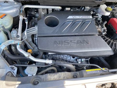 Used 2023 Nissan Rogue SV FWD image 21