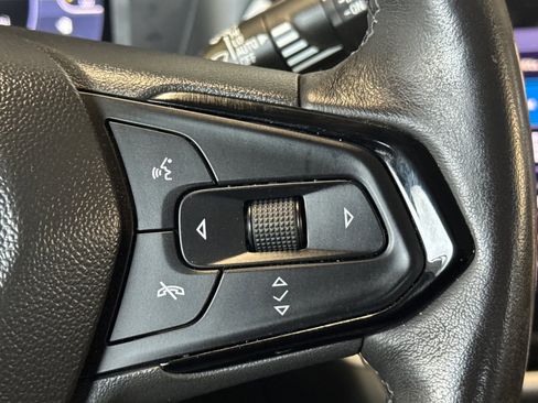 Used 2022 Chevrolet Bolt EUV Premier w/ Sun & Sound Package image 34