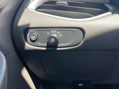 Used 2024 Chevrolet Malibu LT FWD image 34