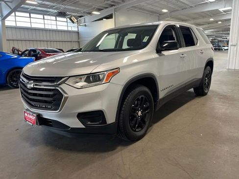 Used 2020 Chevrolet Traverse LS FWD image 7