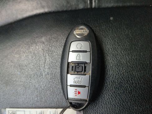 Used 2016 Nissan Pathfinder SL image 35