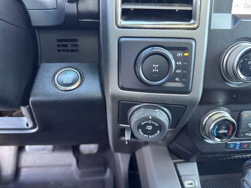 Used 2019 Ford F150 Raptor w/ Equipment Group 802A Luxury image 19